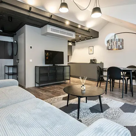 Lejlighed Artsy Exclusive Old Town Gallery Walk *