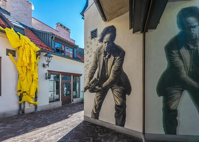 Artsy Exclusive Old Town Gallery Walk Vilnius